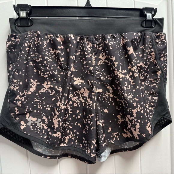 Under Armour Women's Loose UA Fly By 2.0 Gray Printed Elastic Waist Short Size M - Picture 1 of 5